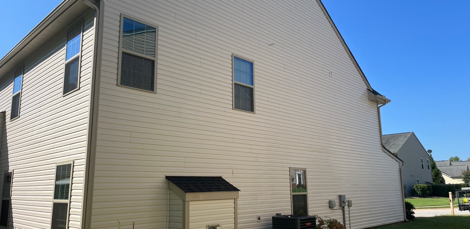 House siding after a CK Pressure Washing house wash